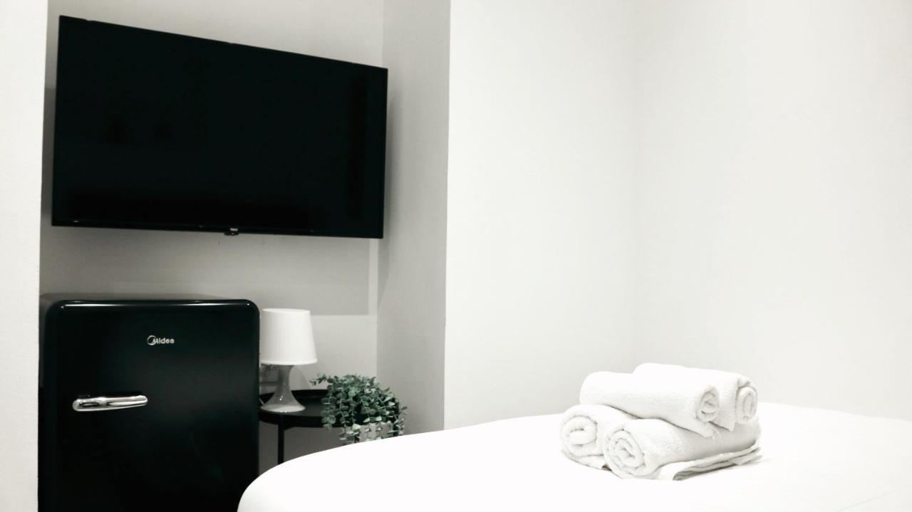 Underground Hotel Tel Aviv Ngoại thất bức ảnh